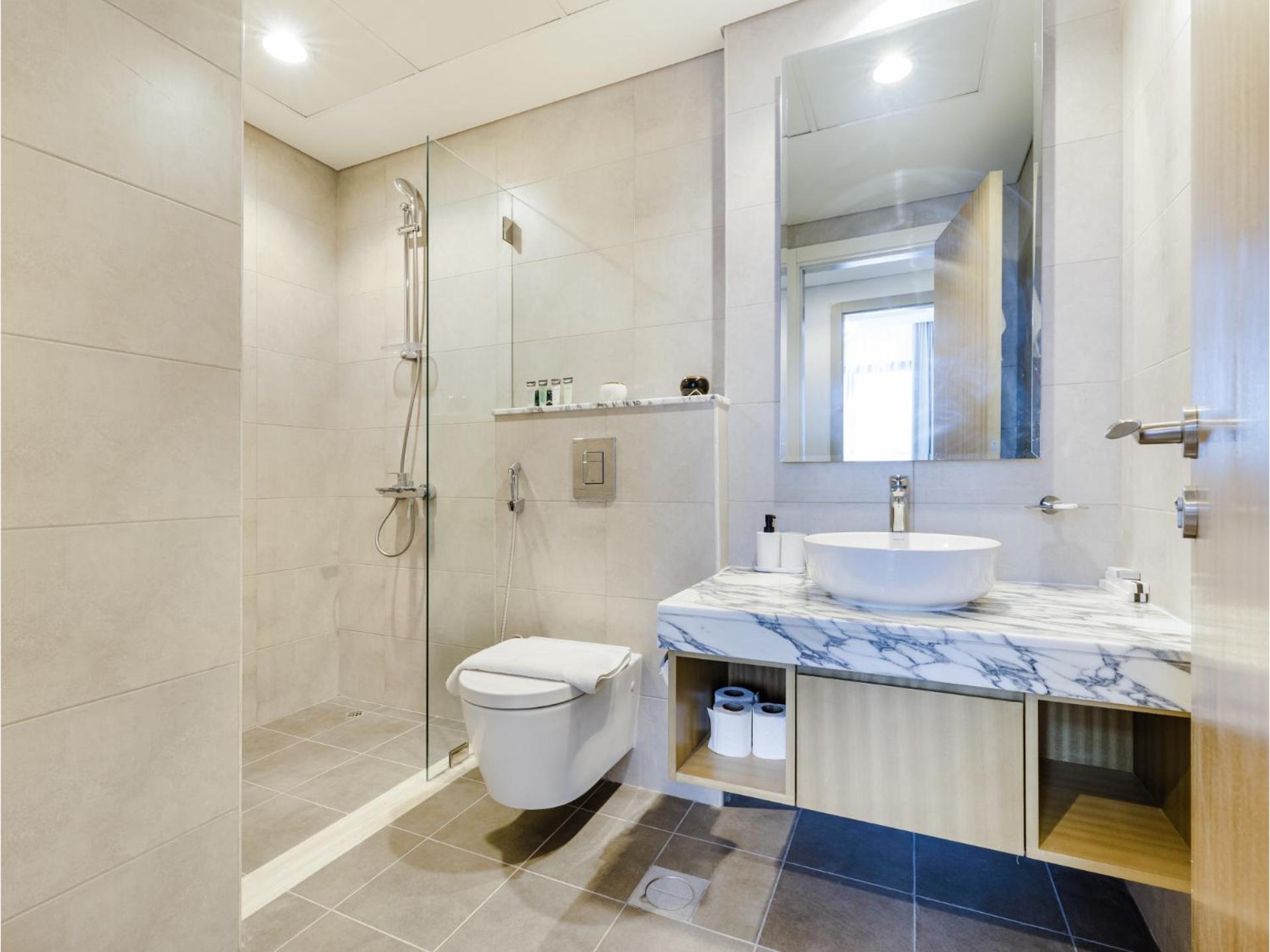 Apartment Stylish 2br Maid's Aykon Business Bay Dubai